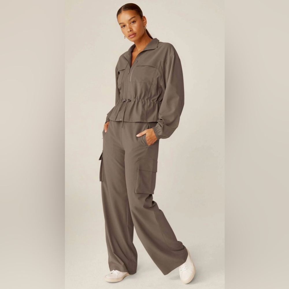 Beyond Yoga Casual Zip Front Jacket – Drawstring Waist